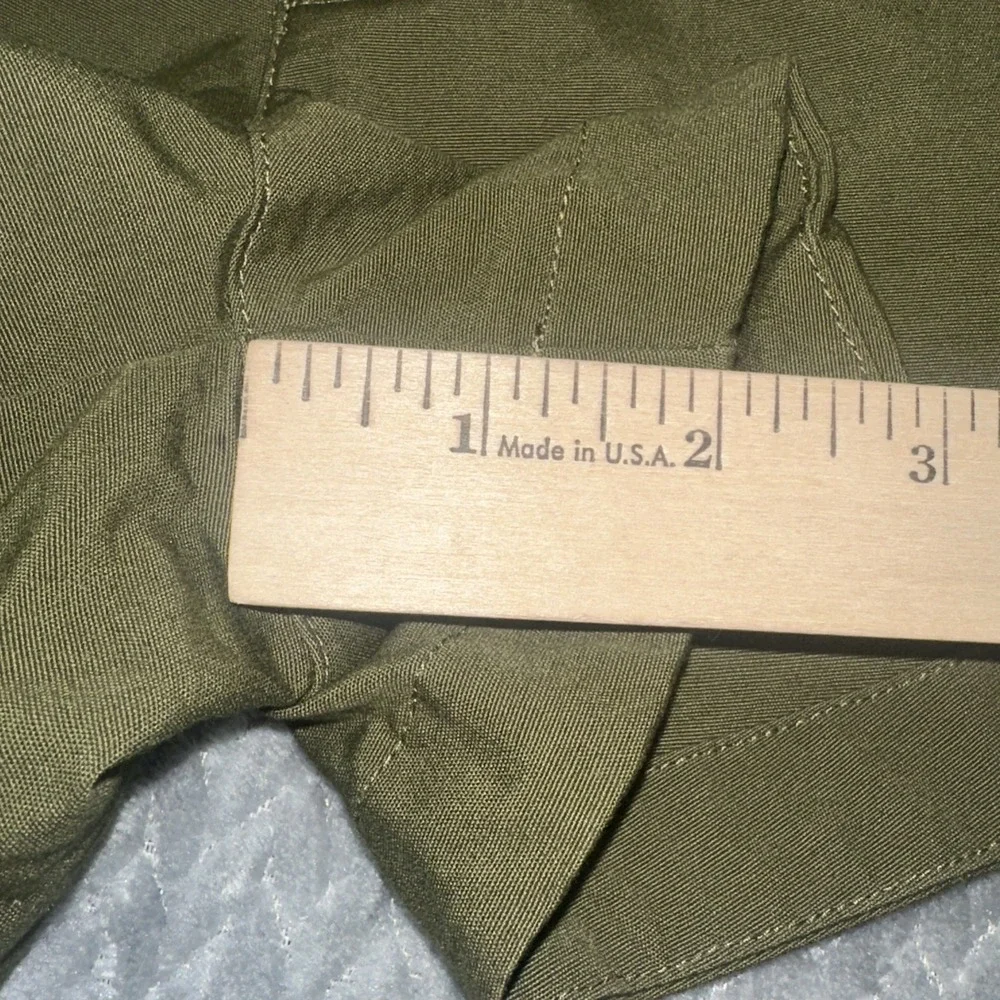 Hurley Shorts Women's 3 Low Rise Mini Micro Shortie Surfer Skater Green Chino‎
